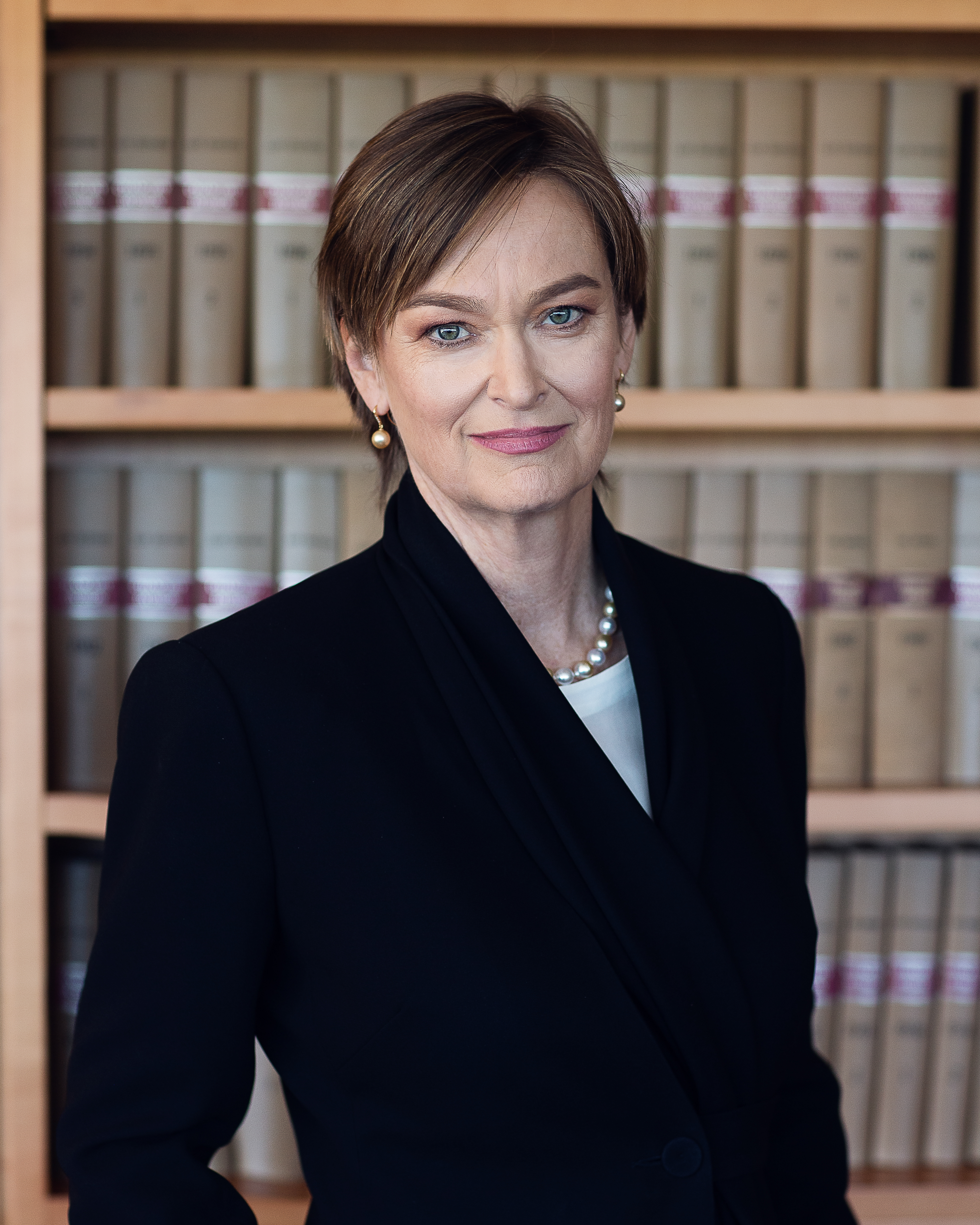 Official Portrait Justice Gleeson