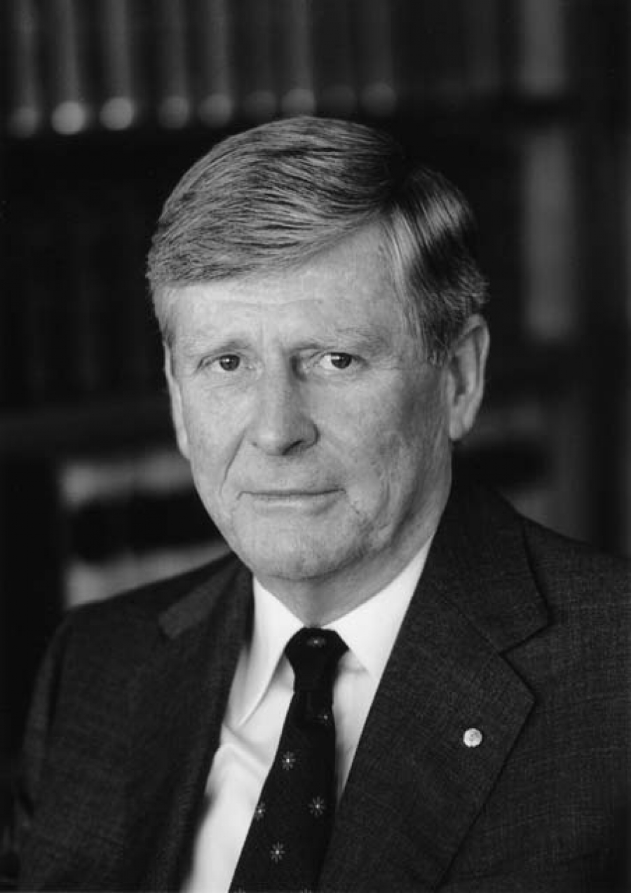 (Anthony) Murray Gleeson AC QC