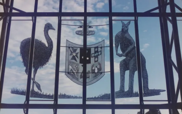 Commonwealth Coat of Arms 1979